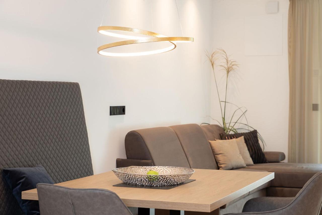 Nice Living Neue- Moderne Apartments Im Herzen Von Brixen - Kostenlose Brixencard - Ideal Fuer Familien, Paare, Geschaeftsreisende Und Allen Urlaubs Hungrigen 외부 사진
